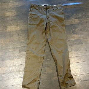 Banana Republic Men's Aiden Tan Chino Pants